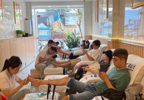 ZhengYuanYuan Customer Photos